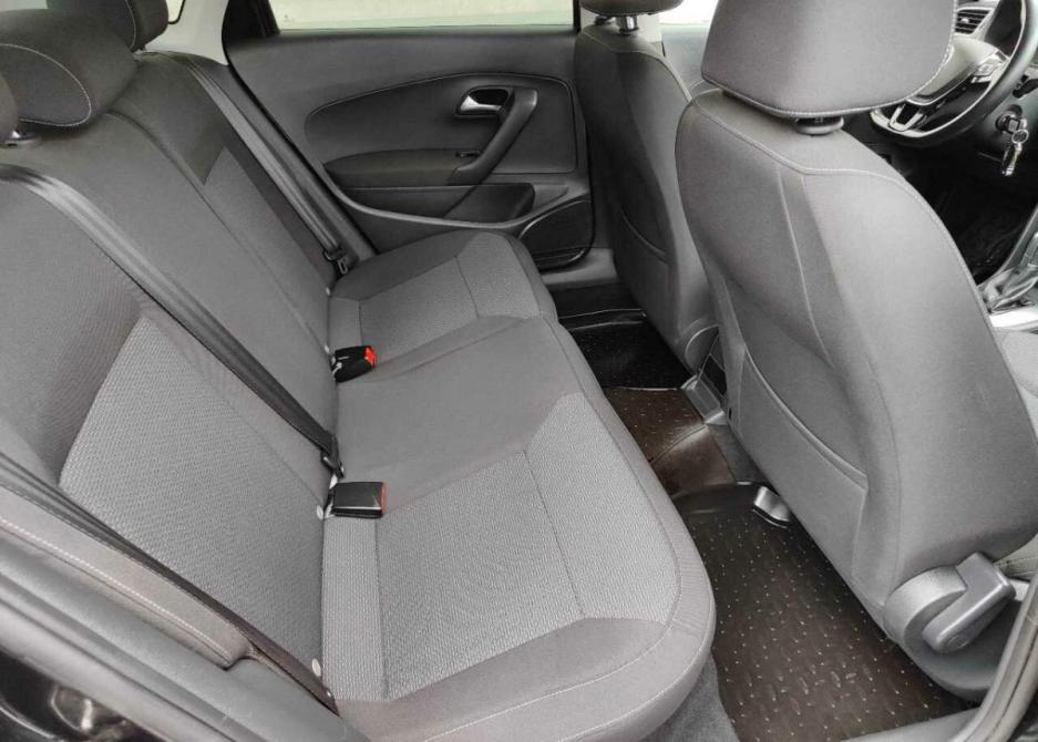 Volkswagen Polo V Рестайлинг Санкт-Петербург  - изображение 12
