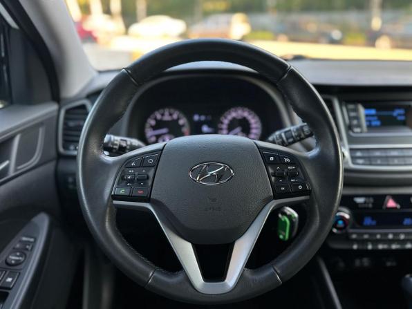 Hyundai Tucson III с пробегом 2017 года, цена 1 950 000 рублей, 114122 км, внедорожник, Автокод Объявления