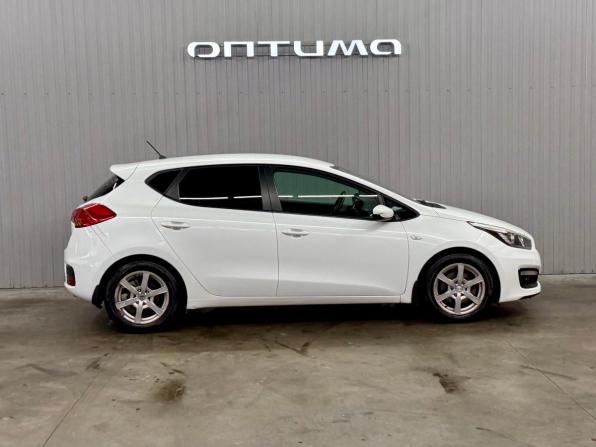 Kia Ceed II Рестайлинг с пробегом 2015 года, цена 1 097 000 рублей, 166919 км, хэтчбек, Автокод Объявления