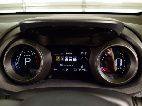 Toyota Yaris IV с пробегом 2020 года, цена 1 385 995 рублей, 69190 км, хэтчбек, Автокод Объявления