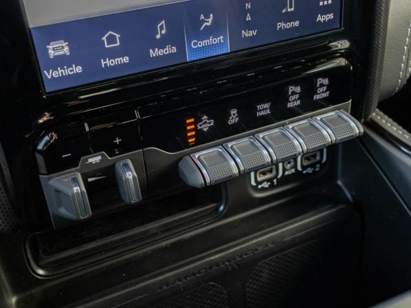 Ram 1500 V с пробегом 2022 года, цена 7 950 000 рублей, 14915 км, offers.body_type.unknown, Автокод Объявления