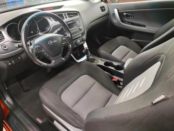 Kia Ceed II с пробегом 2013 года, цена 1 218 490 рублей, 118736 км, хэтчбек, Автокод Объявления