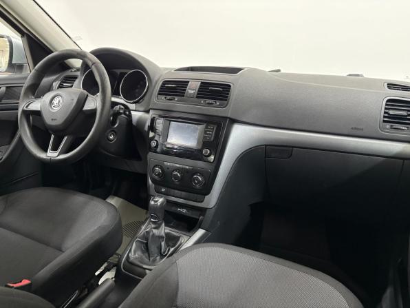 Skoda Yeti I Рестайлинг с пробегом 2017 года, цена 1 470 000 рублей, 58809 км, внедорожник, Автокод Объявления