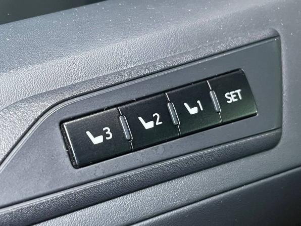 Toyota Alphard III Рестайлинг с пробегом 2019 года, цена 4 899 000 рублей, 155483 км, минивэн, Автокод Объявления