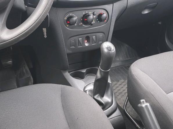 Renault Sandero II с пробегом 2017 года, цена 609 000 рублей, 157349 км, хэтчбек, Автокод Объявления