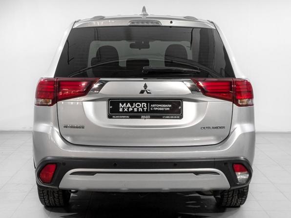 Mitsubishi Outlander III Рестайлинг 3 с пробегом 2020 года, цена 2 315 000 рублей, 46412 км, внедорожник, Автокод Объявления