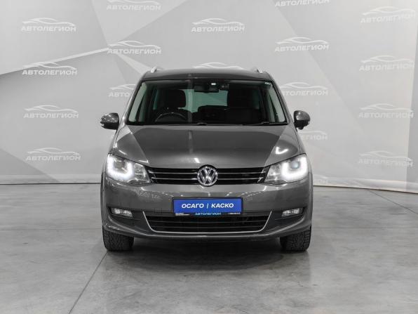 Volkswagen Sharan II с пробегом 2013 года, цена 1 330 000 рублей, 150000 км, минивэн, Автокод Объявления
