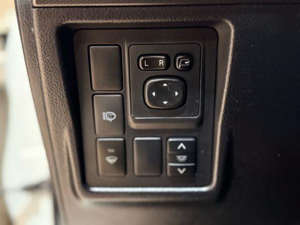 Toyota Land Cruiser Prado 150 Series с пробегом 2010 года, цена 2 607 000 рублей, 268380 км, внедорожник, Автокод Объявления