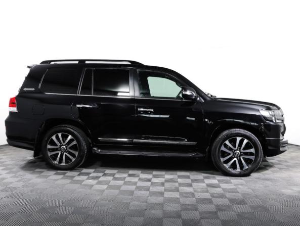 Toyota Land Cruiser 200 Series Рестайлинг 2 с пробегом 2017 года, цена 6 524 000 рублей, 152149 км, внедорожник, Автокод Объявления