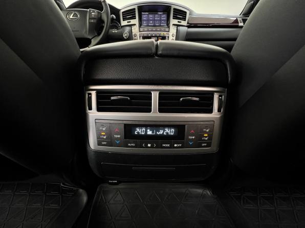 Lexus LX III Рестайлинг с пробегом 2014 года, цена 4 250 000 рублей, 211000 км, внедорожник, Автокод Объявления