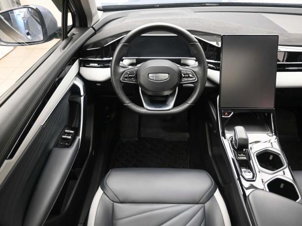 Geely Atlas II с пробегом 2024 года, цена 2 719 000 рублей, 74384 км, внедорожник, Автокод Объявления