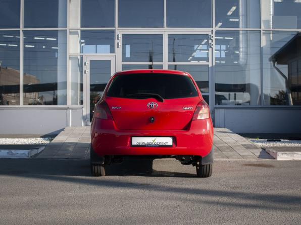 Toyota Yaris II с пробегом 2007 года, цена 500 000 рублей, 223142 км, хэтчбек, Автокод Объявления