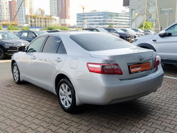 Toyota Camry VI (XV40) Рестайлинг с пробегом 2010 года, цена 1 100 000 рублей, 306343 км, седан, Автокод Объявления