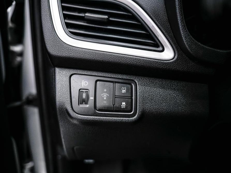 Hyundai Solaris I Рестайлинг Красноярск  - изображение 21