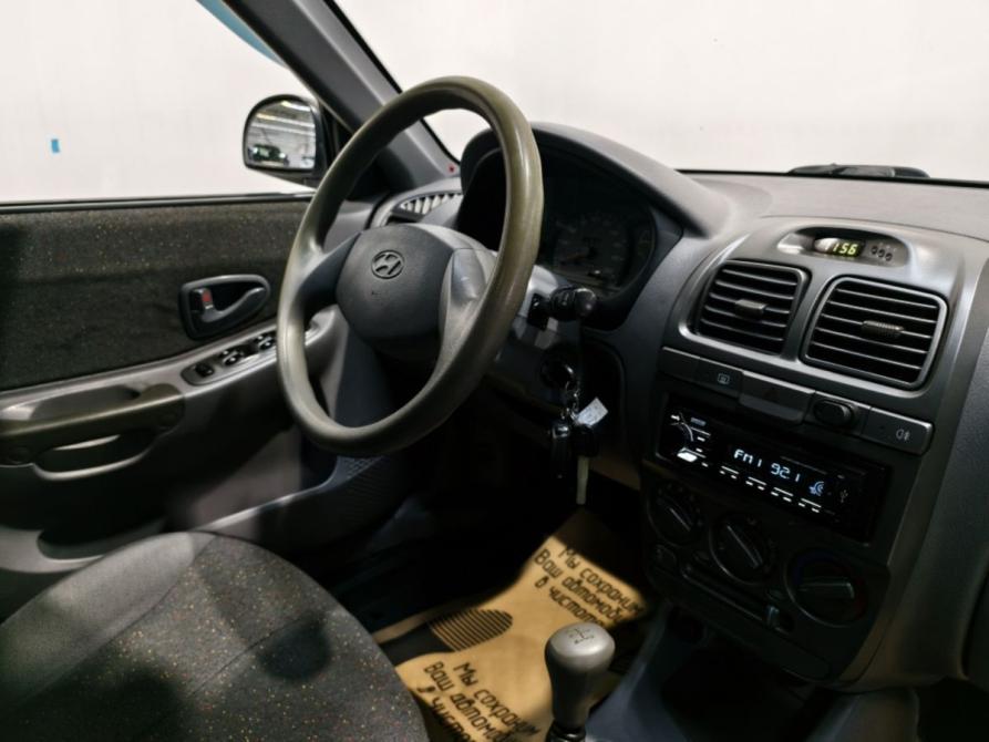Hyundai Accent II Курск  - изображение 5