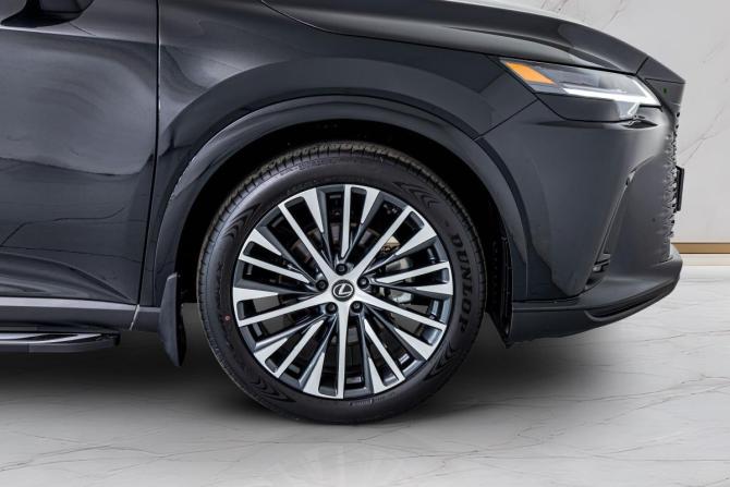 Lexus RX V с пробегом 2024 года, цена 9 188 700 рублей, 10 км, внедорожник, Автокод Объявления