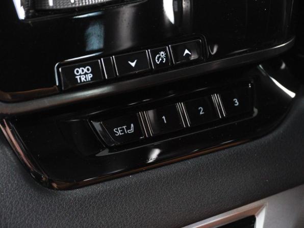 Lexus RX V с пробегом 2023 года, цена 7 899 000 рублей, 81438 км, внедорожник, Автокод Объявления