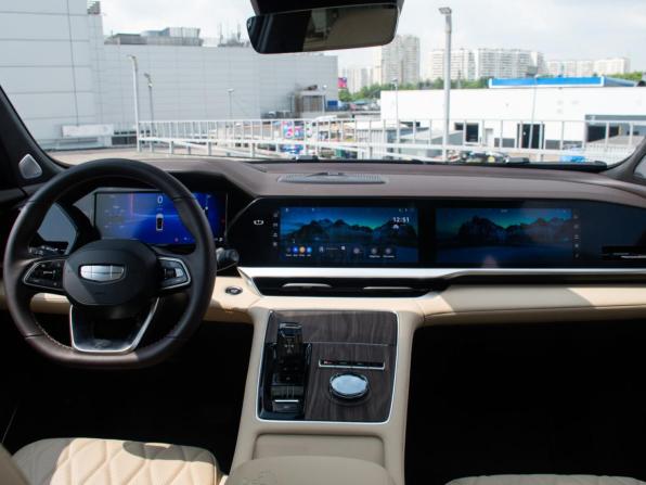 Geely Monjaro I Рестайлинг с пробегом 2025 года, цена 3 858 000 рублей, 12130 км, внедорожник, Автокод Объявления
