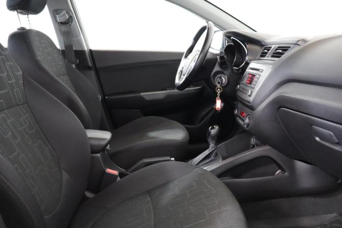 Kia Rio III Рестайлинг с пробегом 2015 года, цена 939 000 рублей, 125000 км, седан, Автокод Объявления