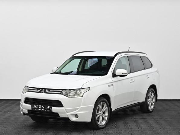 Mitsubishi Outlander III с пробегом 2014 года, цена 1 599 000 рублей, 142000 км, внедорожник, Автокод Объявления