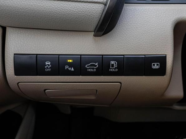 Toyota Camry VIII (XV70) Рестайлинг с пробегом 2022 года, цена 3 570 000 рублей, 42139 км, седан, Автокод Объявления