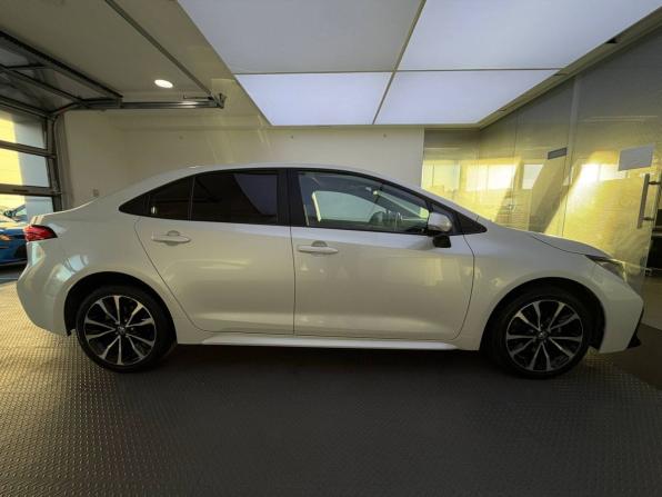 Toyota Levin XII (E210) с пробегом 2020 года, цена 1 575 000 рублей, 107347 км, седан, Автокод Объявления