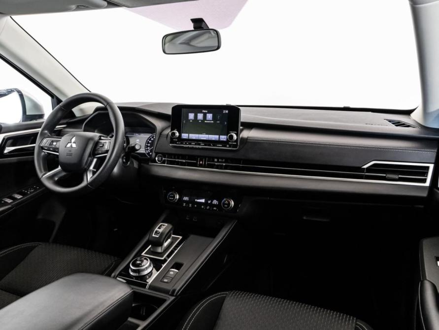 Mitsubishi Outlander IV Санкт-Петербург  - изображение 11