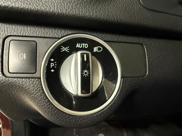 Mercedes-Benz C-Класс III (W204) Рестайлинг с пробегом 2012 года, цена 1 379 000 рублей, 140000 км, седан, Автокод Объявления