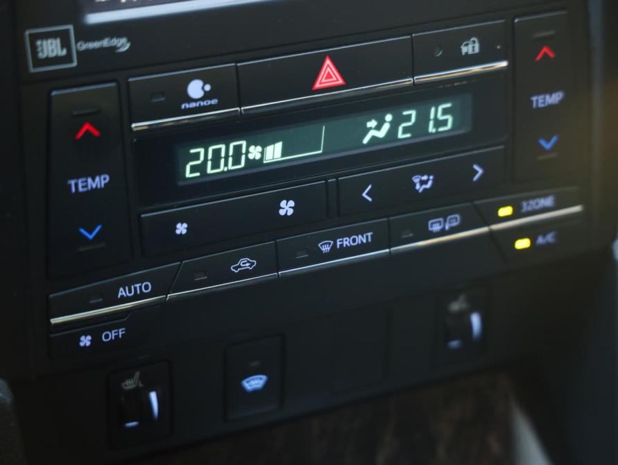 Toyota Camry VII (XV50) Рестайлинг Санкт-Петербург  - изображение 23