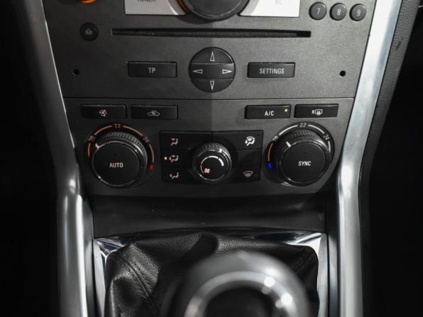 Opel Antara I Рестайлинг с пробегом 2013 года, цена 783 000 рублей, 324800 км, внедорожник, Автокод Объявления