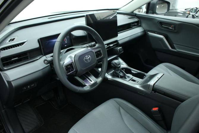 Toyota RAV4 VI (XA60) с пробегом 2026 года, цена 4 350 000 рублей, 21 км, внедорожник, Автокод Объявления