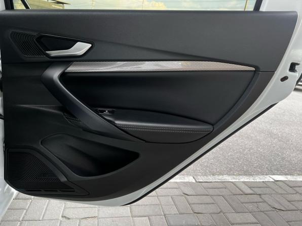 Lada (ВАЗ) Vesta I Рестайлинг (NG) с пробегом 2023 года, цена 997 000 рублей, 103174 км, седан, Автокод Объявления