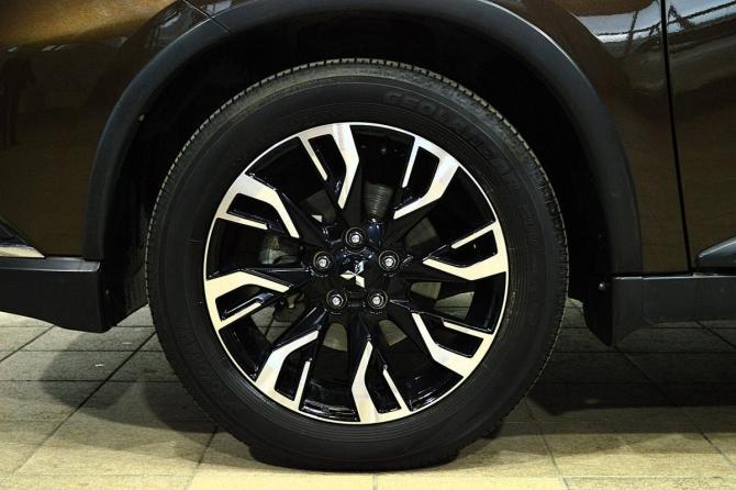 Mitsubishi Outlander III Рестайлинг 3 с пробегом 2022 года, цена 3 099 000 рублей, 67000 км, внедорожник, Автокод Объявления