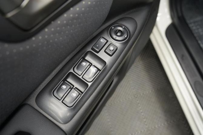 Kia Magentis II Рестайлинг с пробегом 2009 года, цена 840 000 рублей, 222254 км, седан, Автокод Объявления