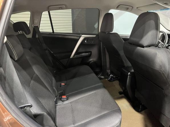 Toyota RAV4 IV (XA40) Рестайлинг с пробегом 2017 года, цена 2 280 000 рублей, 181290 км, внедорожник, Автокод Объявления