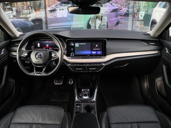 Skoda Octavia IV (A8) с пробегом 2021 года, цена 2 890 000 рублей, 54584 км, лифтбек, Автокод Объявления