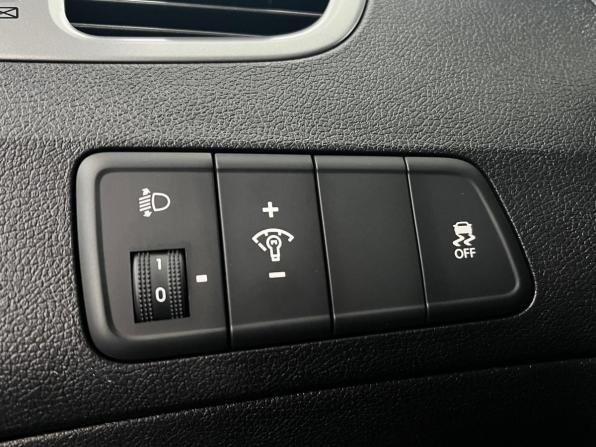 Hyundai Elantra V (MD) Рестайлинг с пробегом 2015 года, цена 1 300 000 рублей, 167262 км, седан, Автокод Объявления