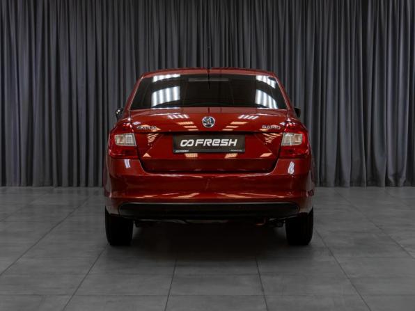 Skoda Rapid I с пробегом 2014 года, цена 929 000 рублей, 162271 км, лифтбек, Автокод Объявления