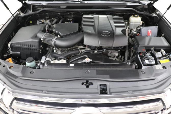 Toyota Land Cruiser 200 Series Рестайлинг 2 с пробегом 2020 года, цена 8 520 000 рублей, 66459 км, внедорожник, Автокод Объявления