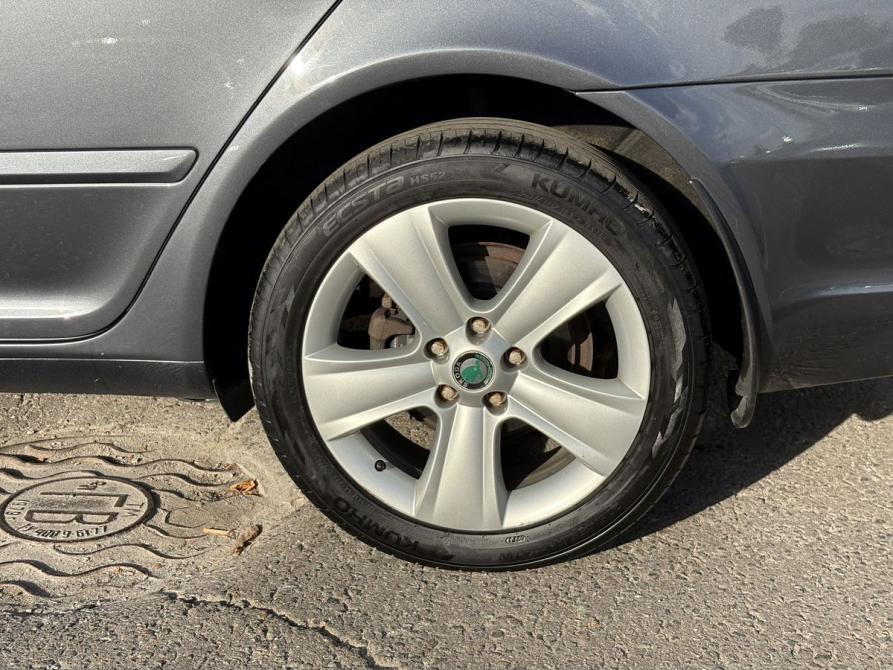 Skoda Octavia II (A5) Рестайлинг Москва  - изображение 12