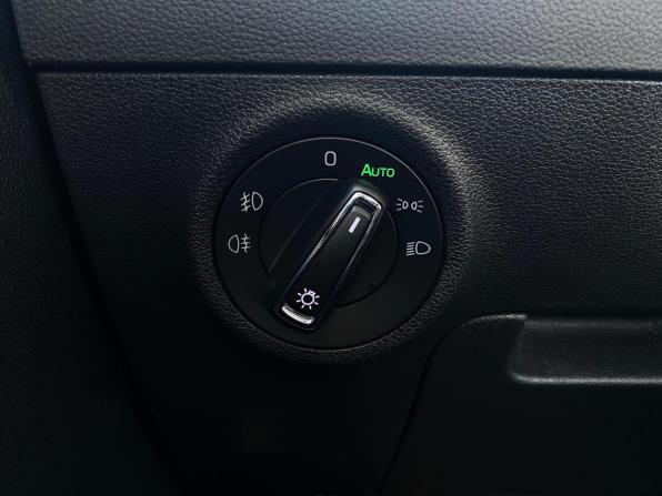 Skoda Karoq I с пробегом 2020 года, цена 2 090 000 рублей, 125550 км, внедорожник, Автокод Объявления