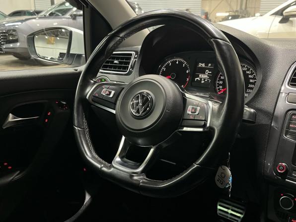 Volkswagen Polo V Рестайлинг с пробегом 2018 года, цена 1 250 000 рублей, 183687 км, седан, Автокод Объявления