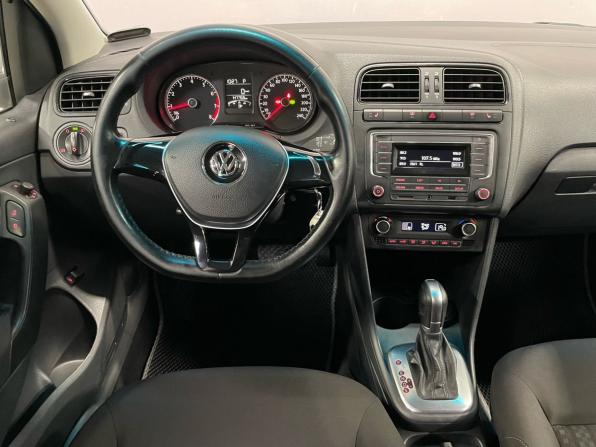 Volkswagen Polo V Рестайлинг с пробегом 2018 года, цена 1 190 000 рублей, 147755 км, седан, Автокод Объявления