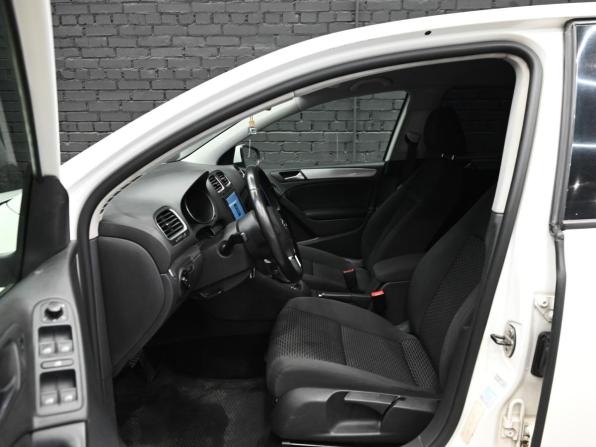 Volkswagen Golf VI с пробегом 2009 года, цена 750 000 рублей, 201964 км, хэтчбек, Автокод Объявления