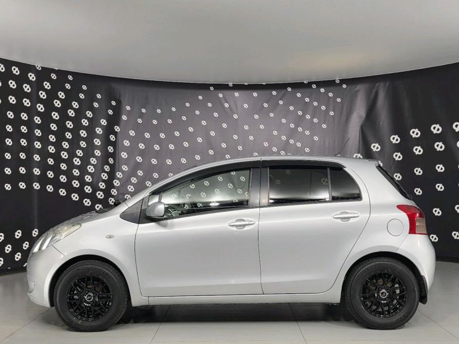 Toyota Vitz II (XP90) Новосибирск  - изображение 8