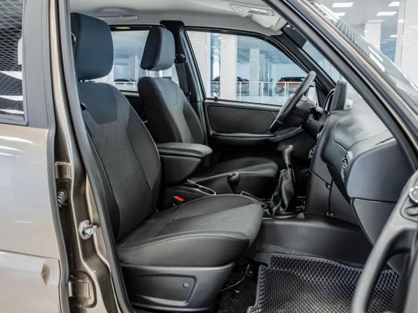 Lada (ВАЗ) Niva Travel I с пробегом 2025 года, цена 1 471 000 рублей, 5890 км, внедорожник, Автокод Объявления