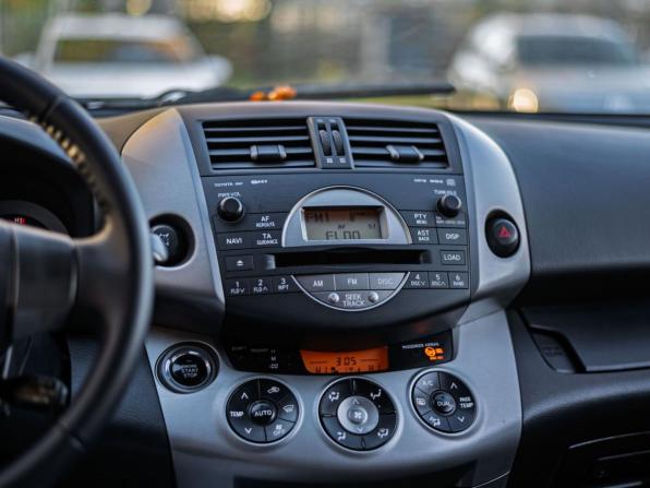 Toyota RAV4 III (XA30) с пробегом 2007 года, цена 899 000 рублей, 346250 км, внедорожник, Автокод Объявления