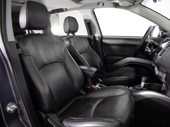 Mitsubishi Outlander II с пробегом 2008 года, цена 749 000 рублей, 489317 км, внедорожник, Автокод Объявления