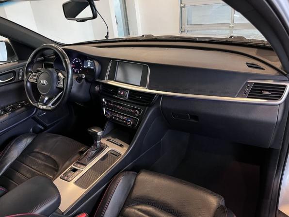 Kia Optima IV Рестайлинг с пробегом 2018 года, цена 2 146 000 рублей, 122630 км, седан, Автокод Объявления