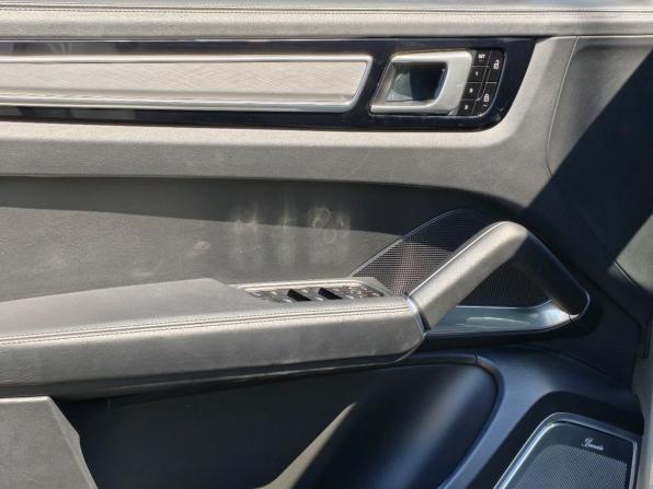 Porsche Cayenne III с пробегом 2019 года, цена 10 500 000 рублей, 92279 км, внедорожник, Автокод Объявления